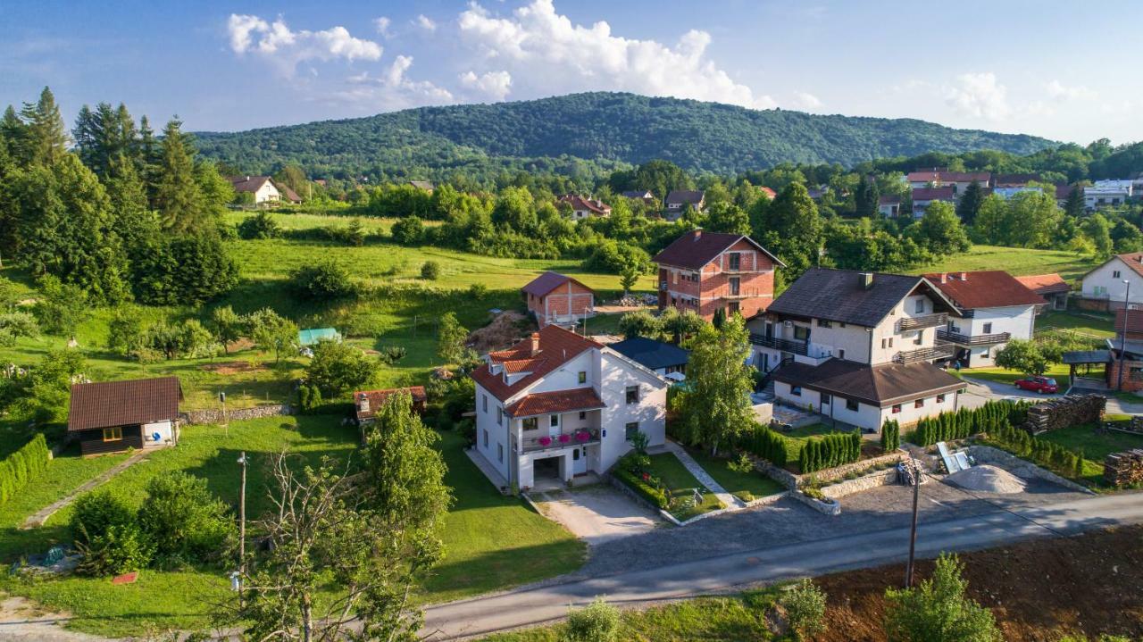 Breza Guesthouse Slunj Exterior photo